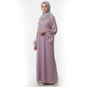 عبا فیشن با طراحی پر روی آستین